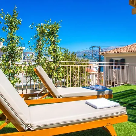 Casa de Férias Flowers In The - Elegant In *